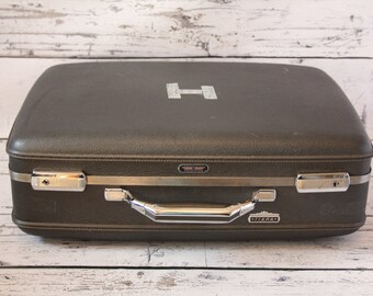 tiara american tourister