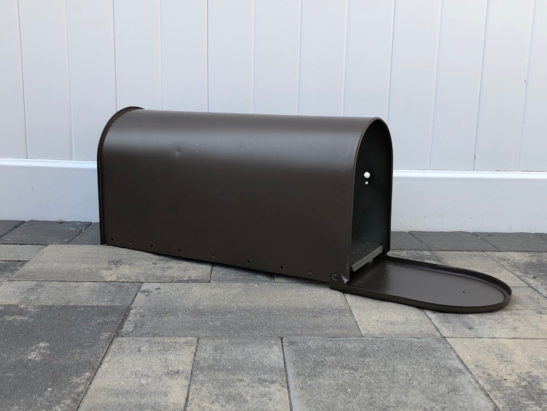 Vintage Metal Tin Mailbox US Mail Post Box Bronze Painted Steel Wedding Card Gift Holder Vintage Decor Manufactured by Gibraltar Industries
