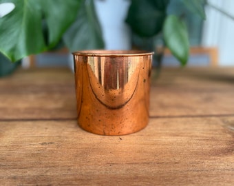 Vintage Solid Copper Planter | Medium Pot | Outdoor | Patina | Farmhouse Decor | Floral Display | Home Decorating | Rust-Proof Plant Bowl