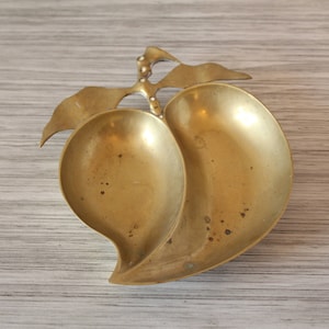 Vintage Brass Fruit Candy Dish | Trinket Dish | Patina | Mid-Century | Decorative Home Decor | Room Decoration | Nut Dish | Housewares