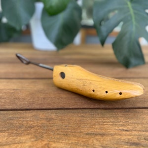 Vintage Wood Shoe Stretcher #1 | Men&#39;s Shoes 6 - 8 | Made in Yugoslavia | Wood | Metal | Form | Stretcher | Adjustable | Collectible Cobbler