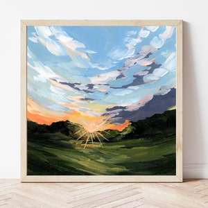 K&ouml;nnte beinhalten: Ein Gem&auml;lde, das einen Sonnenuntergang &uuml;ber einem gr&uuml;nen Feld zeigt, mit einer strahlend orangen Sonne und wei&szlig;en Wolken an einem blauen Himmel.