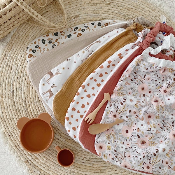 Serviette de table cantine maternelle pour enfant avec tour de cou élastique en éponge et coton imprimé Oeko Tex