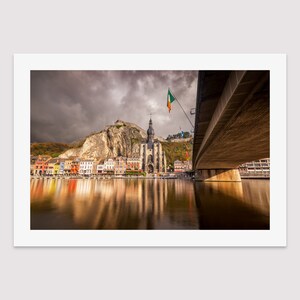Dinant en Belgique sous la lumière d'automne - Tirage d'art en édition limitée pour la décoration intérieure ou offrir un cadeau original