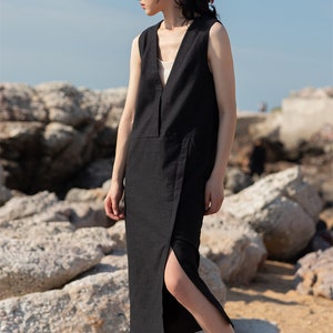 Deep V-neck Summer Dress,Black Sleeveless Linen Dress,Side Spilt Linen Dress,Mid-calf Dress,Smock linen dress,Women Summer Dress