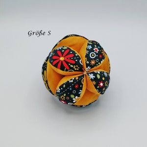 Montesorri-Greifball mit Rassel Größe S Bild 1