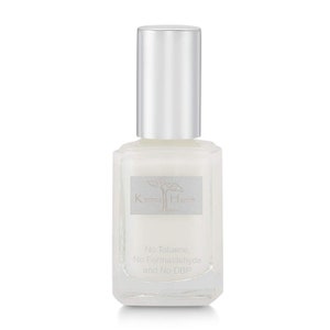 Karma Organic Non-Allergenic Nail Polish (White CAPS ON The Hudson)