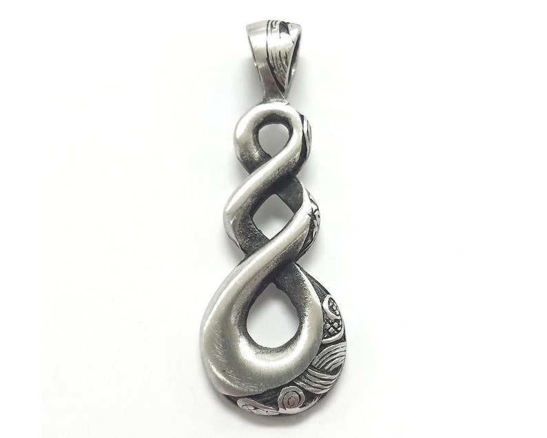Maori Visions Double Twist Pewter Pendant by Olavi