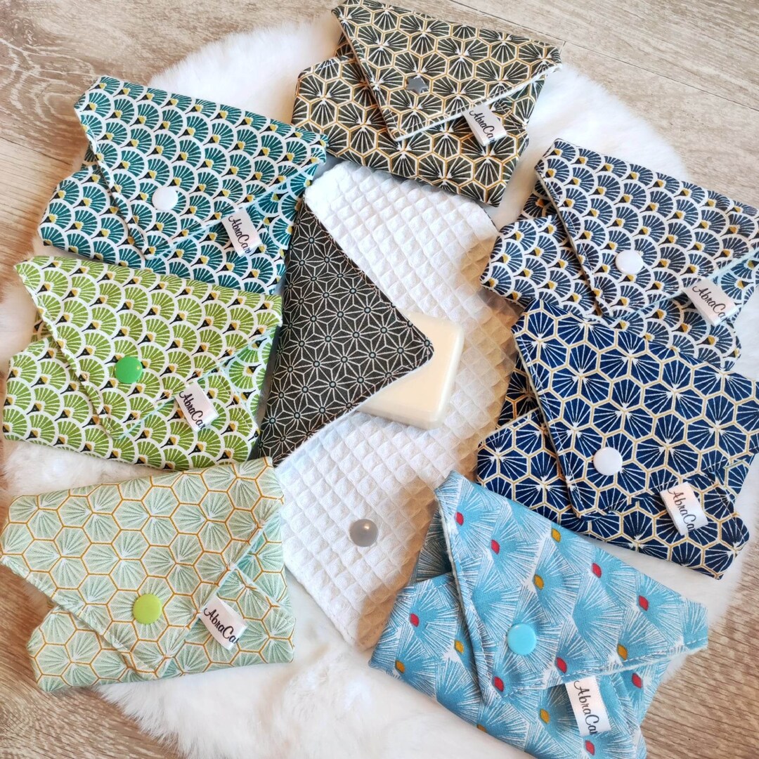 Kit RCR De Poche Laerdal 82004133 - Inclut Gants Et Essuie-glace, Avec étui De Protection