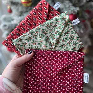 Pochette cadeau style enveloppe en tissu