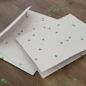 Kerstkaart in Kraft Brown met kerstboom Confetti / envelop set van 6 handgemaakt gerecycled papier / Kraft Envelopes / Recycled Enveloped