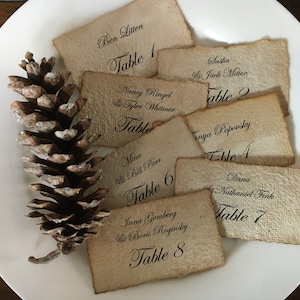 Umweltfreundliche Platzkarten für die Hochzeit/ handgeschöpftes Recyclingpapier / Vintage-Look/ rustikale Platzkarten / rustikale Platzkarten für die Hochzeit