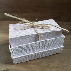 50 stuks poederroze blanco visitekaartje/klaar voor uw zakelijke stempel/milieuvriendelijk visitekaartje/handgemaakt poederroze gerecycled papier