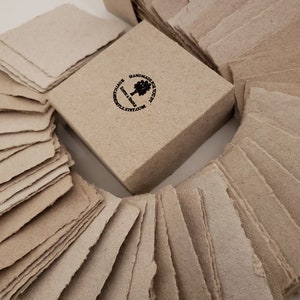 50/100 feuilles de papier d’écriture Kraft 3" x 3" à partir de papier recyclé fait à la main/ Boîte de papier de note / blocs-notes/ Cartes vierges recyclées/ Bruns Kraft
