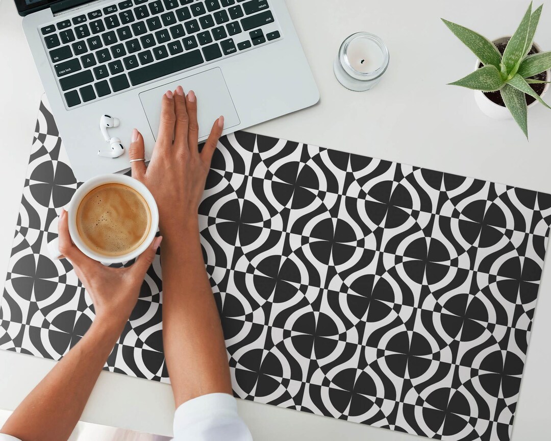 Geometric Pattern Desk Mat, Black and White Desk Pad, PVC Table ...