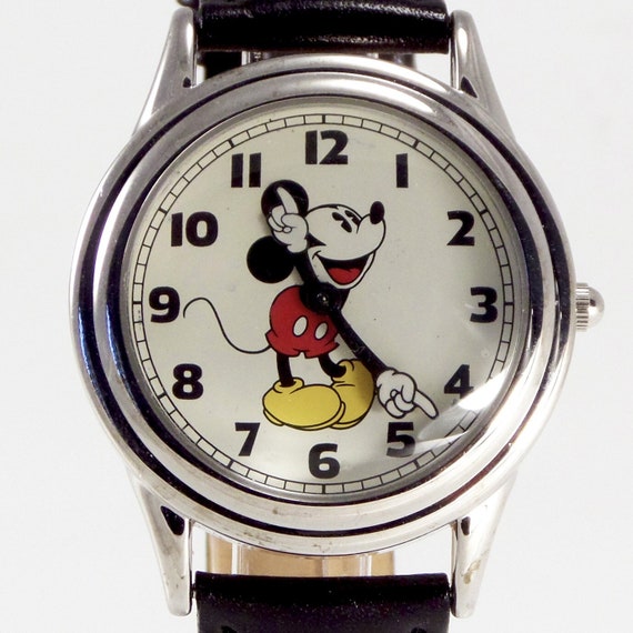FOSSIL 腕時計 ミッキーマウス LI-1565 FOSSIL オススメウォッチ】新作ウォッチ！Disney×FOSSIL限定