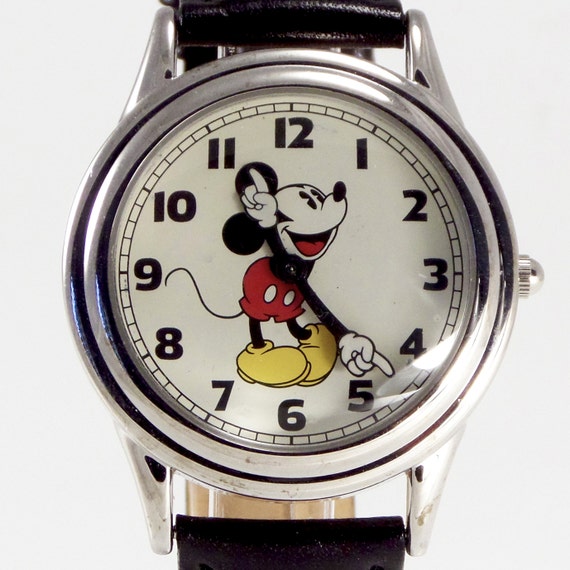 Mickey Mouse Mans Disney Store With 12 