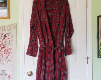Men's L. L. Bean Scotch Plaid Flannel robe - red, green, yellow, white, and blue - size L tall - 100133