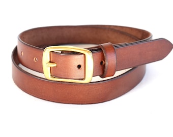 Cinturón IMPERFECT de 38" hecho a mano en piel marrón medio, 100 % piel de vacuno, hebilla de latón macizo liso, grano completo A7, 1" de ancho, unisex para mujer