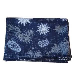 Flannel winter snowflakes pillowcase 20&quot; x 31&quot; dark navy blue white standard or queen pillows