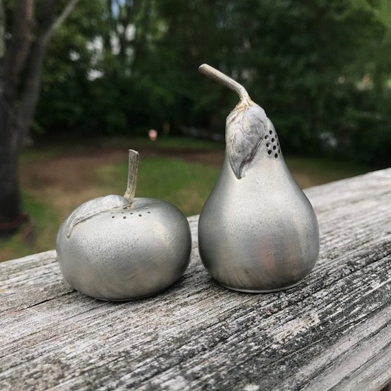 Pewter Kitchen Decor Vintage Pewter Salt and Pepper Shakers Pewter Home Decor Vintage Kitchen Decor Silver Kitchen Decor