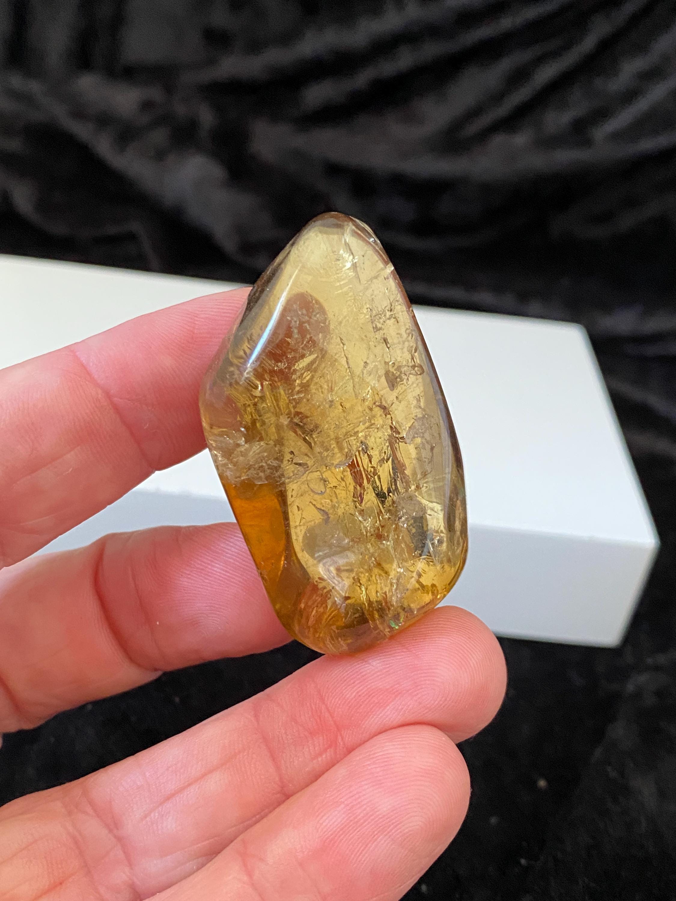 超激レア❗️❗️ シトリン　in トルマリン 　水晶　天然石　原石　パワーストーン CrystalMiracles - Etsy 日本