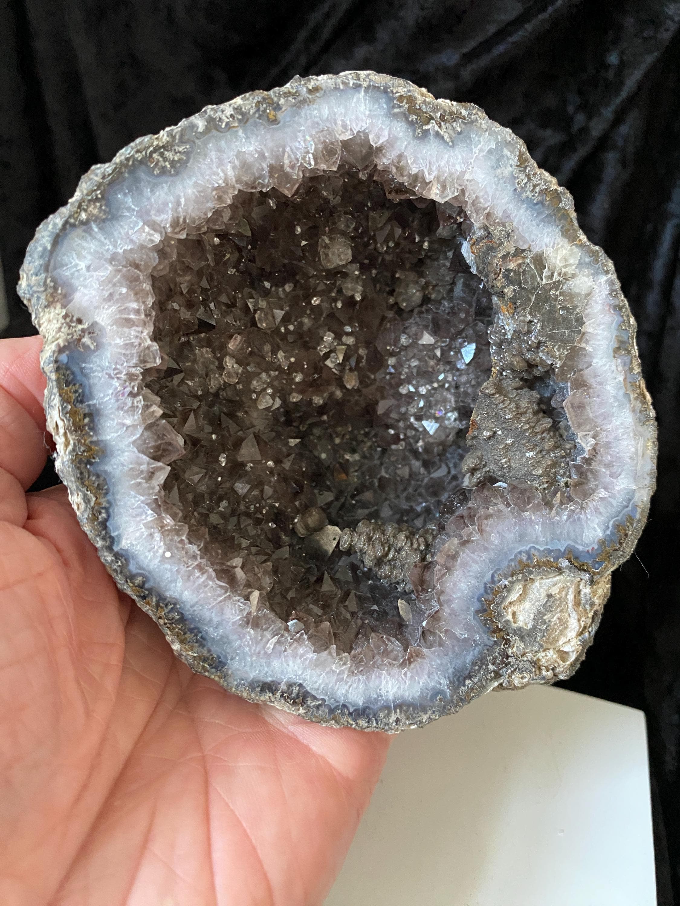美品‼️GEODESIQUE・スモーキークォーツ・シルバー950・9号 Smoky Quartz Choyas Coconut Geode - Mexico - Etsy