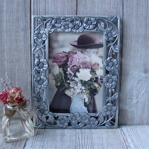 4 x 6 Silver Toned Floral Frame