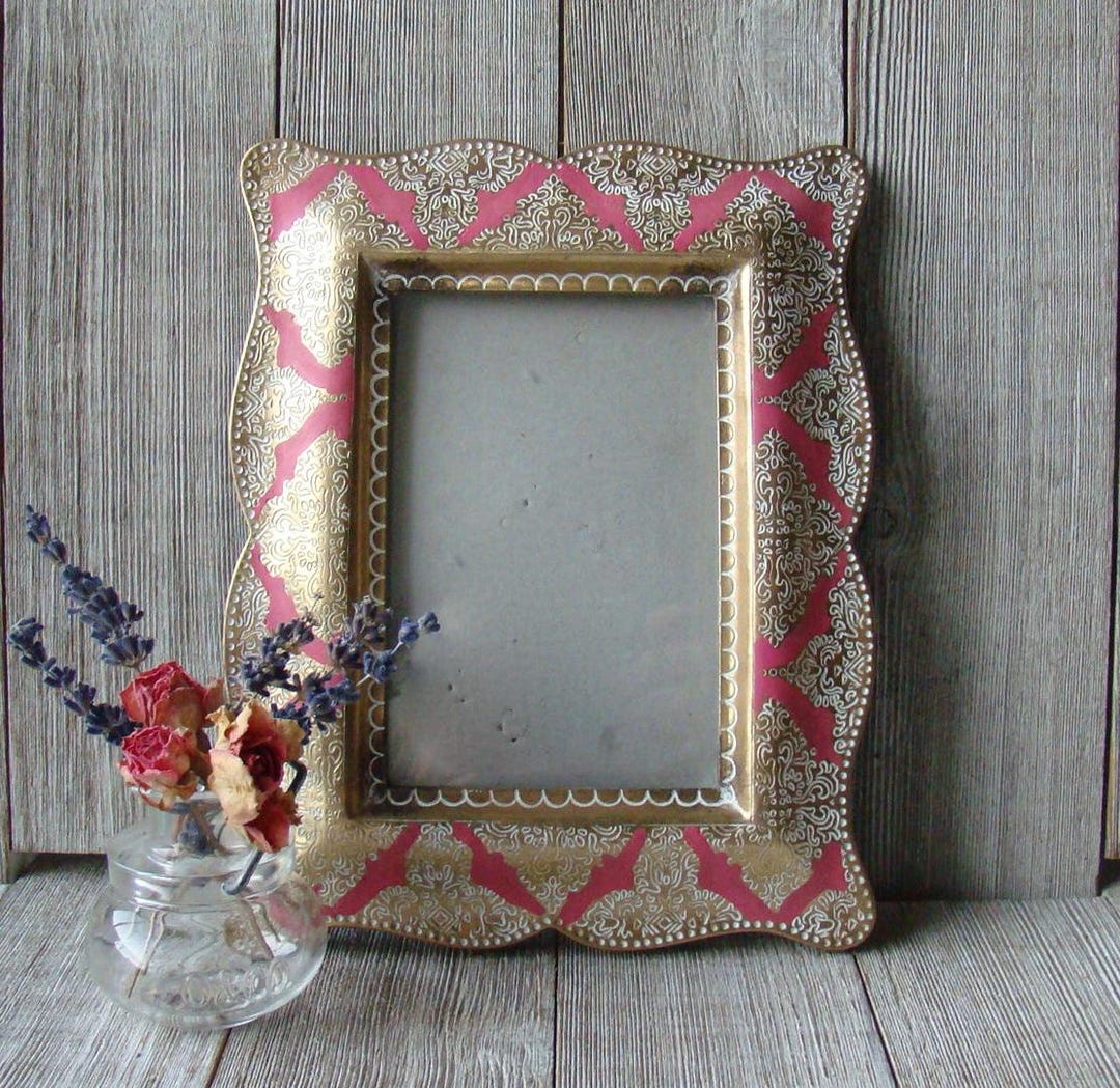Pastel Pink & Gold Frame (4