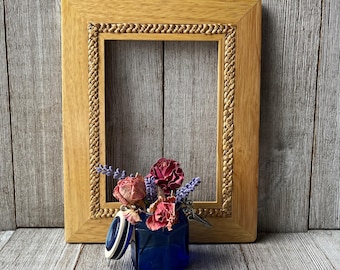 5 x 7  Wood Frame with Inlaid Woven Design