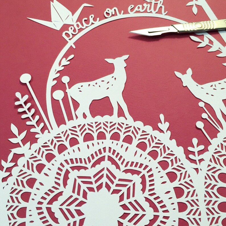 Set of 6 Christmas Peace on Earth Cards, Winter Woodland Papercut Print, A6 Notecards, Paper Crane & Deer Patterned Cards, Blue and Pink bild 6