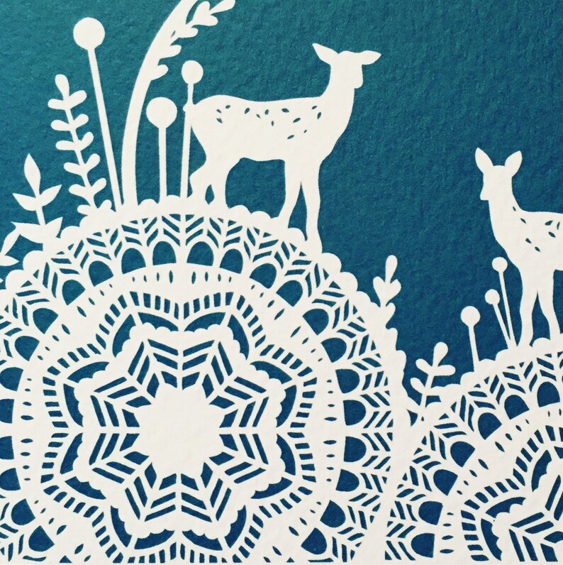Set of 6 Christmas Peace on Earth Cards, Winter Woodland Papercut Print, A6 Notecards, Paper Crane & Deer Patterned Cards, Blue and Pink bild 2