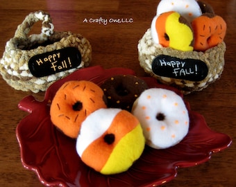 4 Play Donuts, Fall Pretend Play Food, Play Kitchen Food, Fall Donuts, Pretend Donuts, Play Felt Tea Party, Play Kitchen Food, Girl Fun Gift