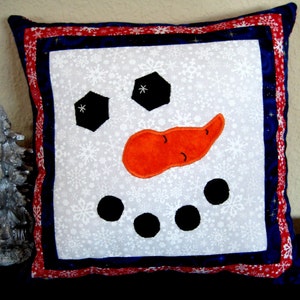 Snowman Pillow, Rustic Snowman Pillow, Christmas Pillow, Winter Holiday Decorative Pillow, Snowflake Pillow, Winter Decor,Holiday Gift