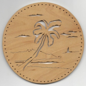 PALM  / BEACH #073, pine needle basket base, 6" round
