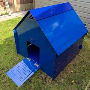 DIY flat pack style Chicken coop suitable for 4-6 chickens