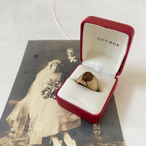 Vintage Red Leather Ring Box: Wedding Jewelry Case