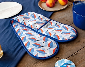 Kingfisher Print Double Oven Gloves - oven mitt - pot holder - bird print - kitchenware - kitchen textiles - baking mitts - patterned