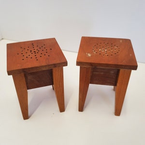 Vintage Mini Wooden Table Salt & Pepper Shaker Set Kitchy Shakers Crafted by WRC Vintage Miniature 4 Legged Table Shaker Set Kitchen Decor