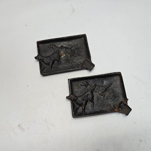 Pair of Antique Virginia Metal crafters Cast iron Irish setter Ashtrays