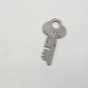 Eagle lock Co, CK7 Trunk/steamer Luggage Key