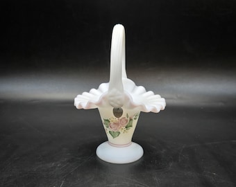 Fenton kleine mand/vaas wit melkglas, handgeschilderd, gesigneerd S Barnett MINT