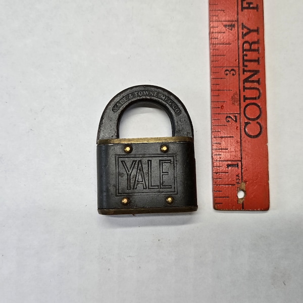 Antique Yale padlock Iron with brass endcaps no Key