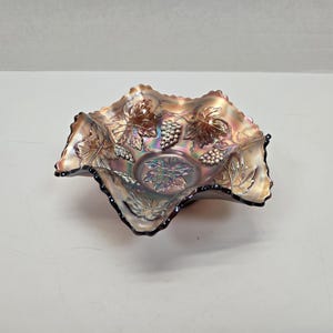 Fenton Grapes amethyst/purple ruffled edge carnival glass bowl 7&quot;