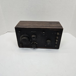CROSLEY‼️アメリカ製‼️1978年製‼️ヴィンテージ‼️真空管ラジオ‼️ CROSLEY/クロスリー・真空管ラジオやNRD-545など買取のご紹介