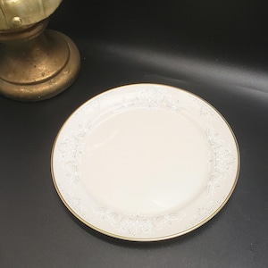 Vintage Forever Mine by Pickard Salad Plate in Mint Condition, White Flower Tea Party Tableware, English High Tea Afternoon Tea
