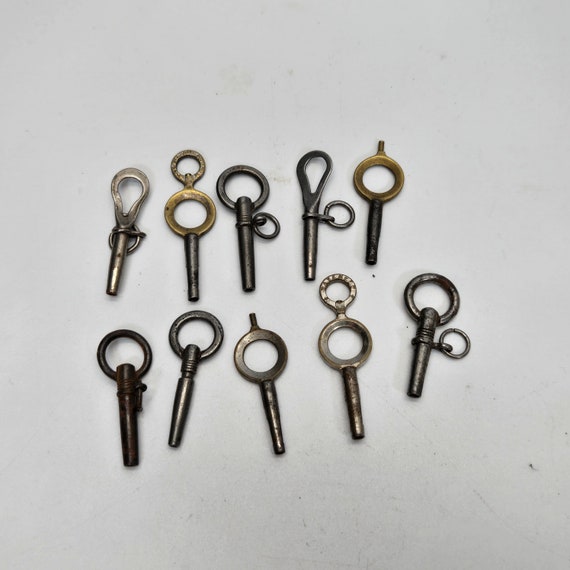 Lot of 10 Mixed Antique pocket watch winding Keys