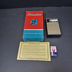 Radio Harlie FN-666 Six Transistor z oryginalnym pudełkiem i baterią