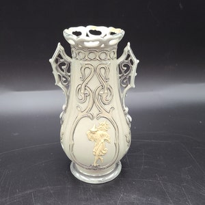 Antique Villeroy and Boch Mettloch vase Silver lusture with 2 figures