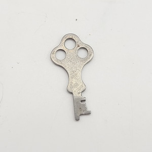 H&A Innovation Trunk Steamer lock Key # 66